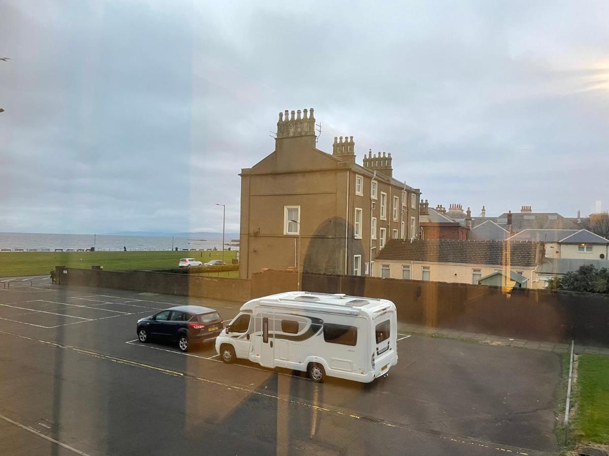 Holiday Apartment Ardrossan Buitenkant foto